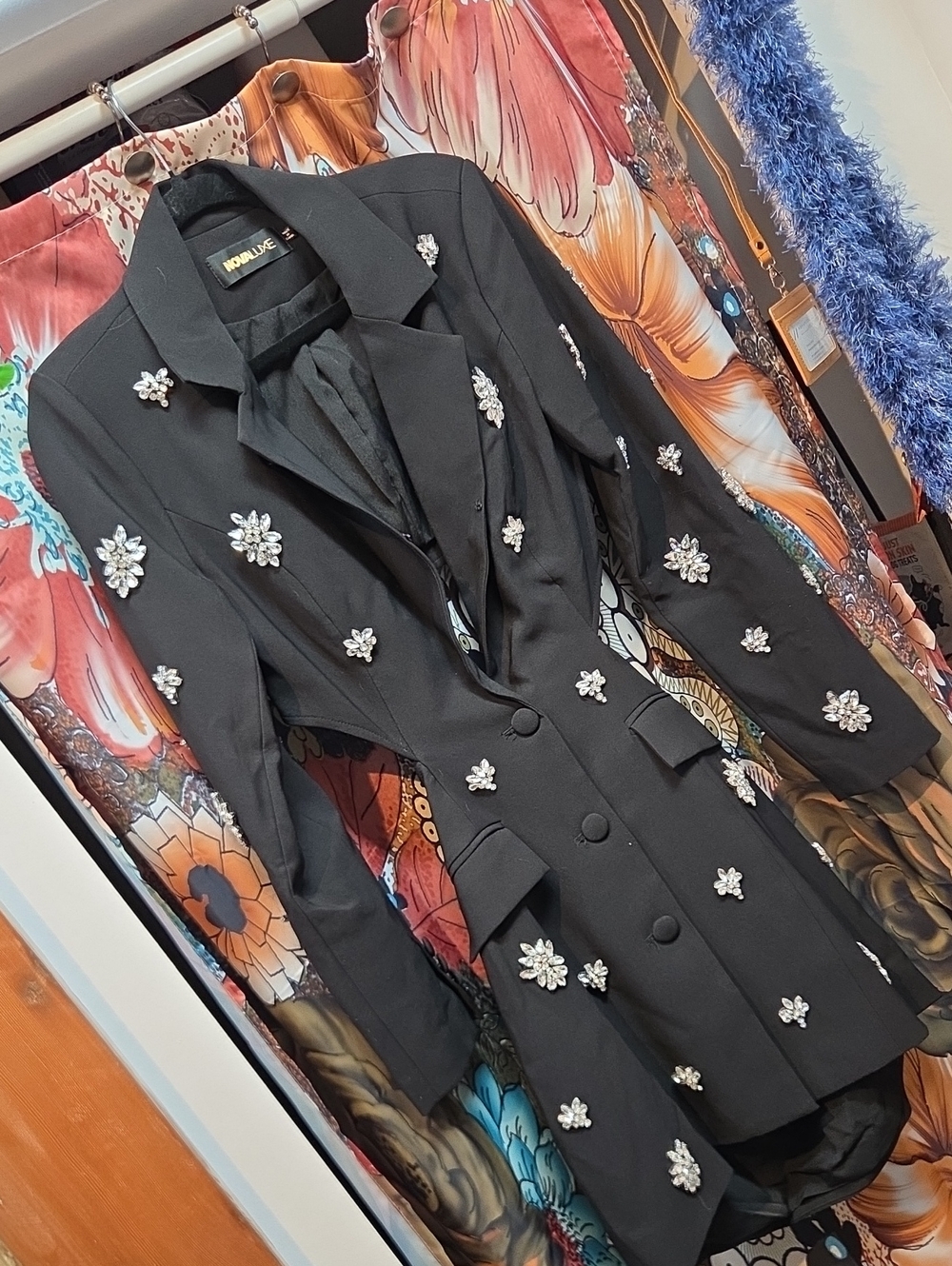 Black Embellished Open-back Blazer (S-M) Nova Luxe